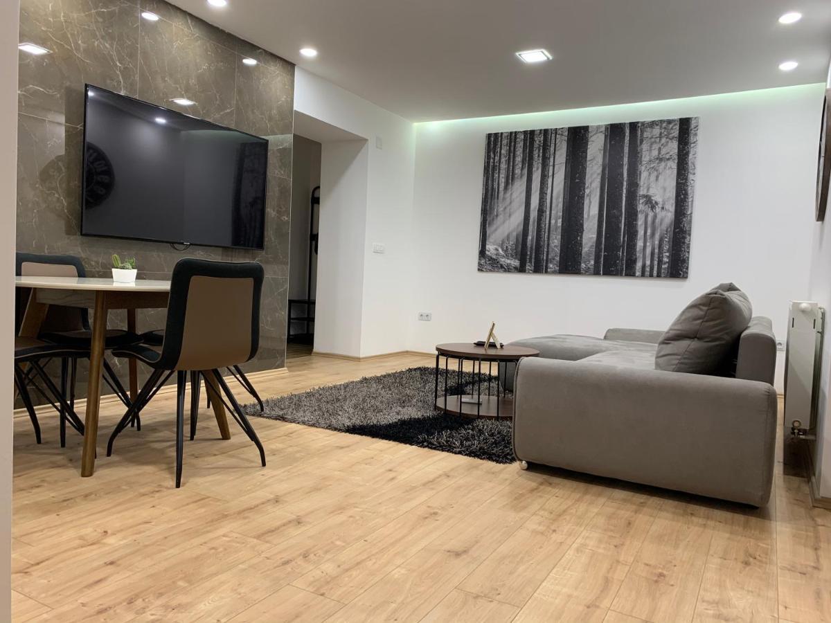 Black Apartment By Alex Rafael Zagreb Bagian luar foto